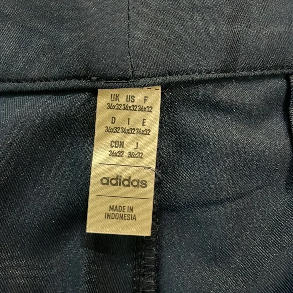 Men’s Addidas golf pants - Picture 7 of 7